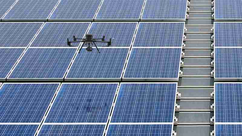 开云电子以无人机搭配IR Sensor热显像技术进行全方面模块健检，，，，有效降低人力成本并提升发电量