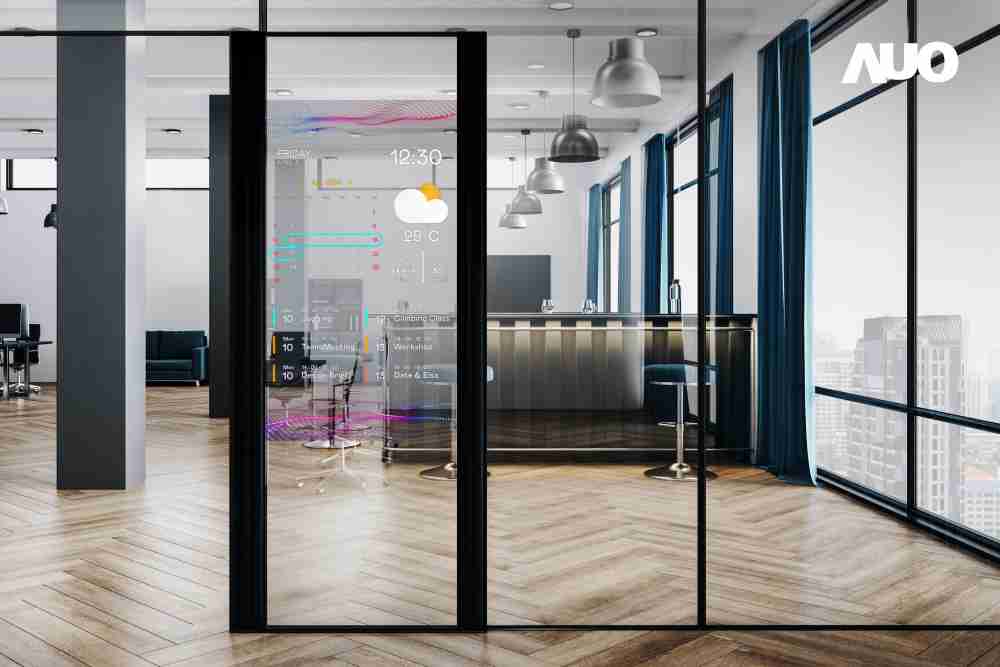 60吋Micro LED透明窗屏显示器，，，，可依需求调整并延伸应用于不同场域，，，，包括汽车侧窗或家庭玄关、、、、智慧橱窗、、、商业展示等面向，，，提供丰富的信息娱乐内容