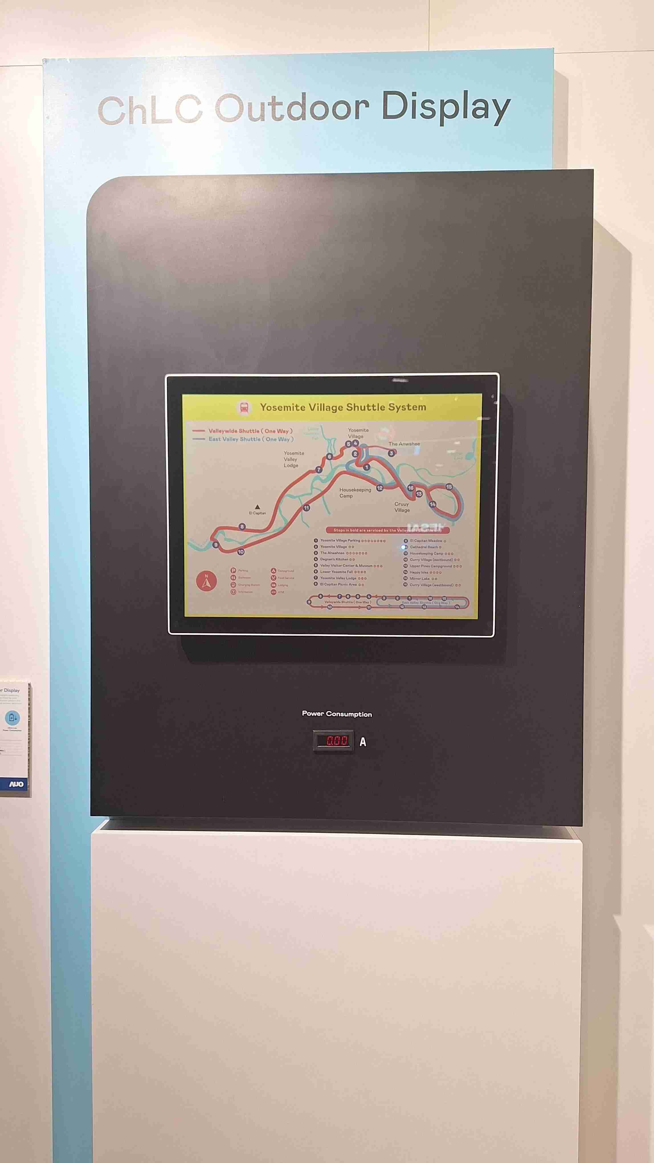 开云电子的「胆固醇液晶超低耗能户外全彩显示器」不只环保省电，，，且符合户外严苛使用环境，，拥有在摄氏-30度至85度下的宽温使用优势，，并且强光愈强愈能呈现绝佳的色彩饱和度及显示效果，，，易于安装的特性将成为户外电子看板的新首选。。。。